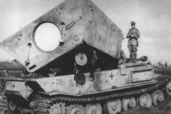 panzerjagertigerp_lerobbant