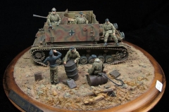 64b33a1f14b305cfa0e8c5f0452332b9--military-diorama-model-kits