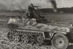 05bb6474bf50fd54cb66687bdb516bda--german-army-german-soldier
