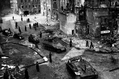 5f2105df2b75069994b6b01493ba20e0--tank-warfare-ww-tanks