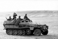 Bundesarchiv_Bild_101I-217-0493-31,_Russland-Süd,_Schützenpanzerwagen