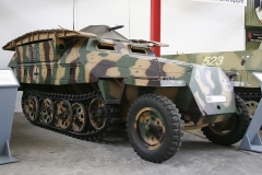 1200px-SdKfz251-7
