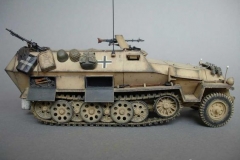 016bf4b1869985154e705b9cebe0f803--model-maker-model-tanks
