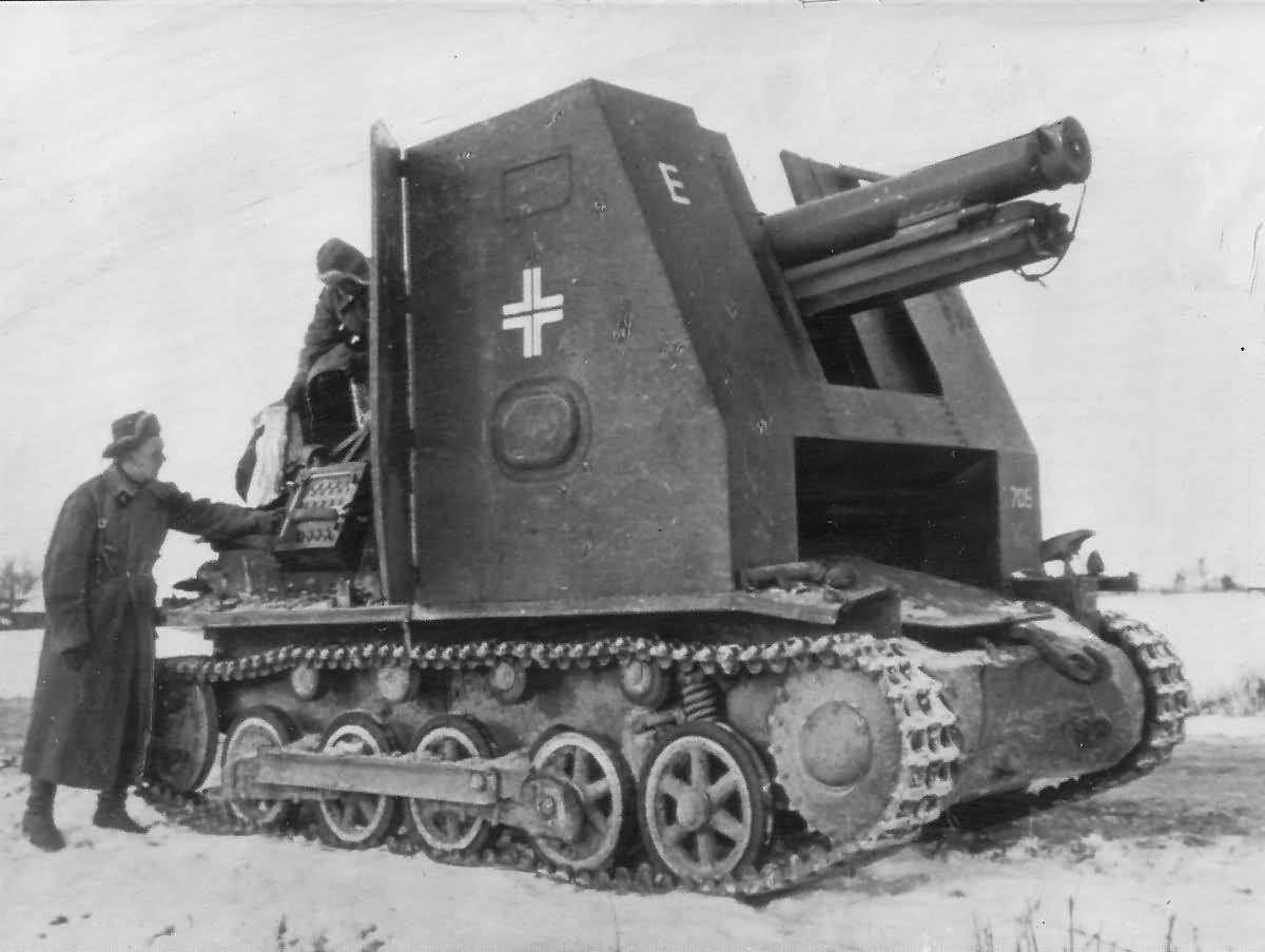 Captured_German_Bison_I_of_sIG_Kompanie_705_Eastern_Front_1942